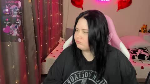 LinaBoo online show from February 24, 2026, 4:32 am