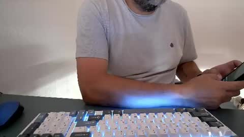 Snapshot of bellylaughlover chatting on June 14, 2026, 5:48 pm BellyLaughLover online show from June 14, 2026, 5:48 pm