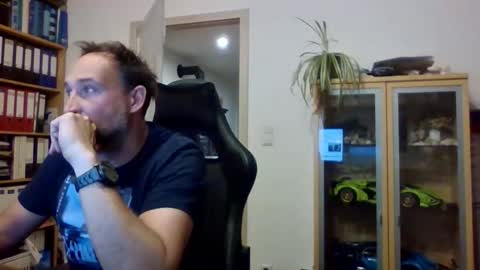 Snapshot of belvedere96 chatting on May 18, 2026, 8:58 pm belvedere96 online show from May 18, 2026, 8:58 pm