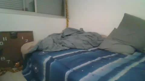 Snapshot of benbare13 chatting on December 28, 2024, 9:40 pm benbare13 online show from December 28, 2024, 9:40 pm