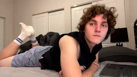 benchedtoast online show from December 19, 2025, 1:12 am