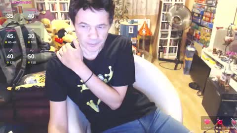 Snapshot of benijamin chatting on October 30, 2025, 8:27 am benijamin online show from October 30, 2025, 8:27 am