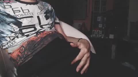 Snapshot of benijamin chatting on November 23, 2025, 10:31 pm benijamin online show from November 23, 2025, 10:31 pm