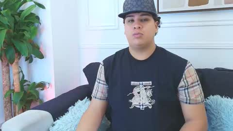 Snapshot of bennett_alejoo chatting on November 27, 2025, 7:27 pm bennett_alejoo online show from November 27, 2025, 7:27 pm