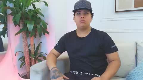 Snapshot of bennett_alejoo chatting on December 5, 2025, 7:21 pm bennett_alejoo online show from December 5, 2025, 7:21 pm