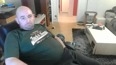 Snapshot of bennn54 chatting on December 3, 2024, 10:51 pm Ben online show from December 3, 2024, 10:51 pm