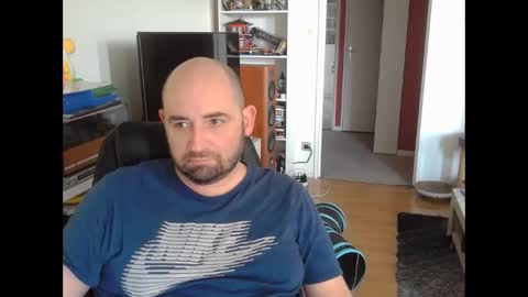 Snapshot of bennn54 chatting on January 4, 2025, 10:38 am Ben online show from January 4, 2025, 10:38 am