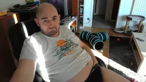 Snapshot of bennn54 chatting on February 2, 2025, 11:40 am Ben online show from February 2, 2025, 11:40 am