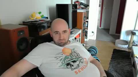 Snapshot of bennn54 chatting on March 8, 2025, 10:00 am Ben online show from March 8, 2025, 10:00 am