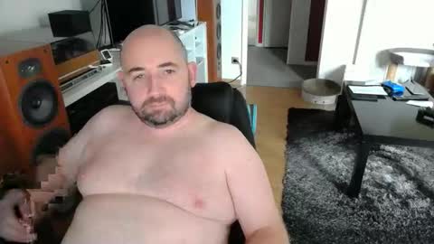 Snapshot of bennn54 chatting on October 4, 2025, 10:24 am Ben online show from October 4, 2025, 10:24 am