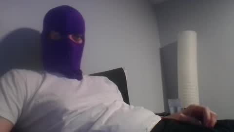 Snapshot of bennybueno chatting on May 27, 2026, 4:09 am bennybueno online show from May 27, 2026, 4:09 am