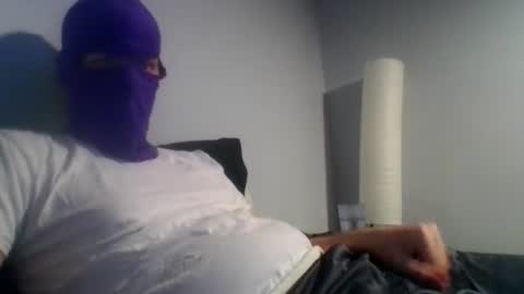 Snapshot of bennybueno chatting on June 21, 2026, 3:31 am bennybueno online show from June 21, 2026, 3:31 am