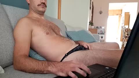 benoitgmx12 online show from September 13, 2025, 10:59 am