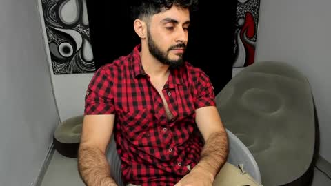 Snapshot of benpatrick69 chatting on December 21, 2024, 1:58 am ben online show from December 21, 2024, 1:58 am