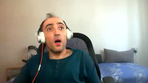 Snapshot of bentish chatting on October 27, 2025, 7:45 am bentish online show from October 27, 2025, 7:45 am