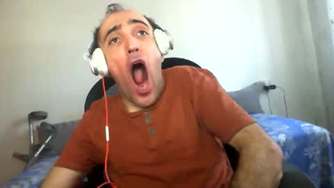 Snapshot of bentish chatting on November 21, 2025, 8:02 am bentish online show from November 21, 2025, 8:02 am