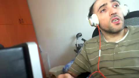 Snapshot of bentish chatting on November 25, 2025, 9:42 am bentish online show from November 25, 2025, 9:42 am