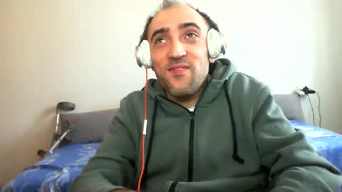 Snapshot of bentish chatting on March 23, 2026, 8:07 am bentish online show from March 23, 2026, 8:07 am