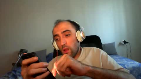 Snapshot of bentish chatting on April 22, 2026, 3:46 pm bentish online show from April 22, 2026, 3:46 pm