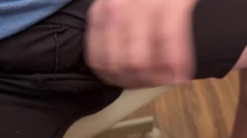 Snapshot of bentley507070 chatting on November 10, 2025, 6:40 pm Ben online show from November 10, 2025, 6:40 pm