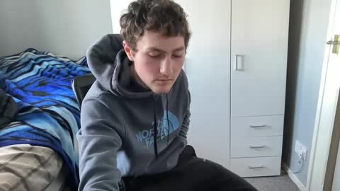 Snapshot of benwardle123 chatting on February 27, 2025, 4:10 pm READ MY BIO --- --- READ MY BIO online show from February 27, 2025, 4:10 pm