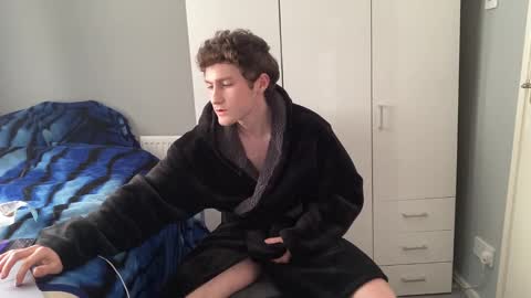 Snapshot of benwardle123 chatting on March 12, 2025, 10:59 am READ MY BIO --- --- READ MY BIO online show from March 12, 2025, 10:59 am