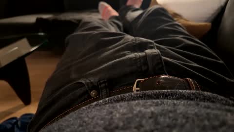 benz10001 online show from March 12, 2025, 11:01 pm