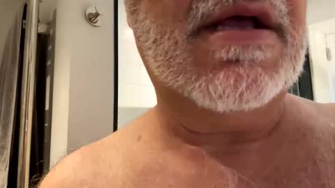 benz10001 online show from January 19, 2026, 2:10 pm