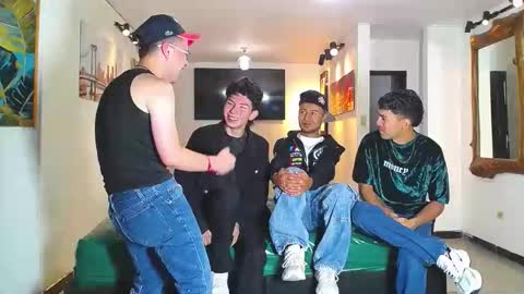 benz boys online show from November 22, 2025, 11:53 am