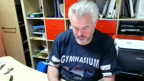 Snapshot of berg_boy chatting on January 10, 2025, 2:13 pm Martin online show from January 10, 2025, 2:13 pm