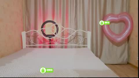 Snapshot of berkova_le chatting on June 17, 2026, 5:47 pm Berkova L online show from June 17, 2026, 5:47 pm