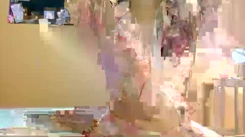 tixxie  online show from September 9, 2025, 4:45 am