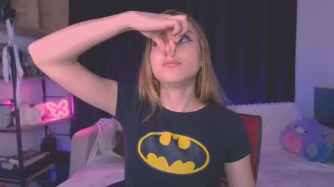 bernardaboons online show from December 8, 2024, 4:50 pm