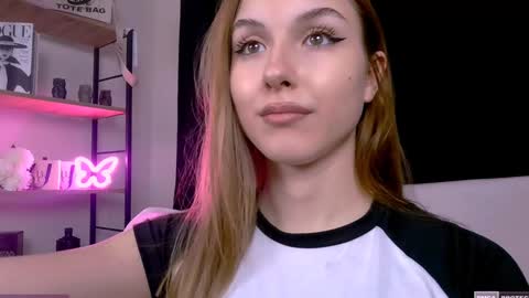 bernardaboons online show from January 29, 2025, 3:26 pm