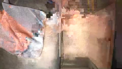 bernie47161 online show from November 5, 2025, 12:16 pm