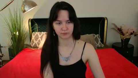 Snapshot of berrydiva chatting on March 30, 2026, 1:01 pm Violette online show from March 30, 2026, 1:01 pm