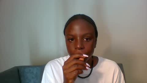 Juicey online show from October 26, 2025, 7:14 am