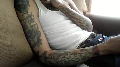 Snapshot of bertdollaz757 chatting on March 17, 2026, 2:42 pm ToxicPipe757 online show from March 17, 2026, 2:42 pm