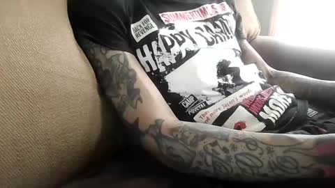 Snapshot of bertdollaz757 chatting on March 23, 2026, 2:10 pm ToxicPipe757 online show from March 23, 2026, 2:10 pm