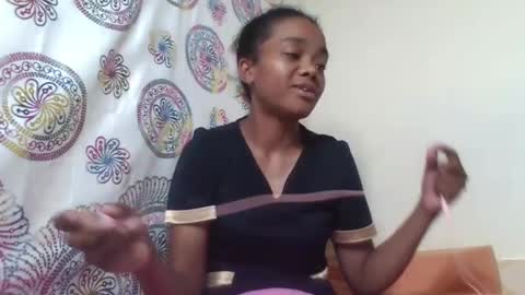 berthaldy659759 online show from May 15, 2026, 11:17 am