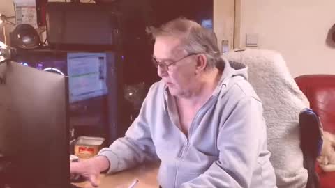 jean online show from March 4, 2025, 8:46 am