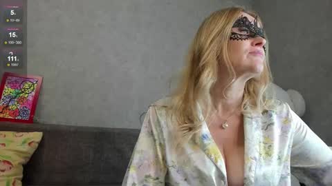 Snapshot of best__angelica chatting on February 22, 2026, 5:22 pm best__angelica online show from February 22, 2026, 5:22 pm