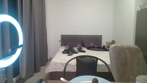 Snapshot of best_ass2000 chatting on March 9, 2025, 9:14 pm best_ass2000 online show from March 9, 2025, 9:14 pm