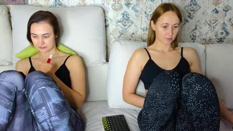 Snapshot of bestgirls2021 chatting on January 30, 2025, 5:09 am Hellen and Natali online show from January 30, 2025, 5:09 am