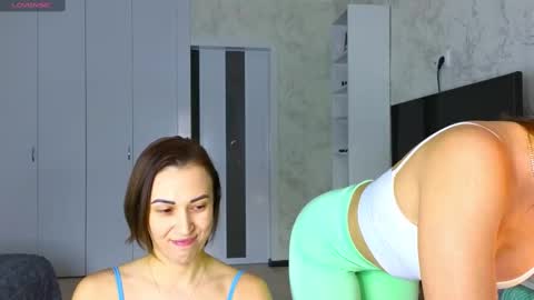 Snapshot of bestgirls2021 chatting on March 6, 2025, 3:02 am Hellen and Natali online show from March 6, 2025, 3:02 am