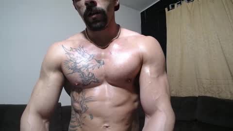 Snapshot of bestmuscle chatting on October 4, 2025, 4:10 am bestmuscle online show from October 4, 2025, 4:10 am