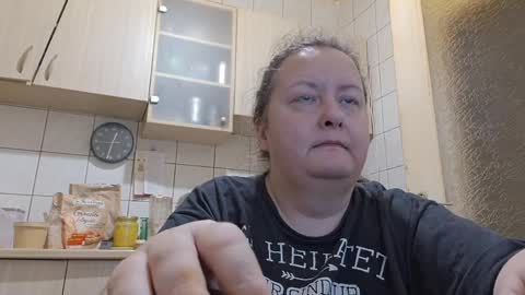 bethnorth online show from April 5, 2026, 2:31 am