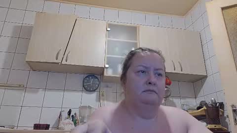 Snapshot of bethnorth chatting on July 17, 2026, 9:41 pm bethnorth online show from July 17, 2026, 9:41 pm
