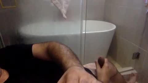 Snapshot of betoooox chatting on December 18, 2024, 2:49 pm Virtual Gentleman online show from December 18, 2024, 2:49 pm