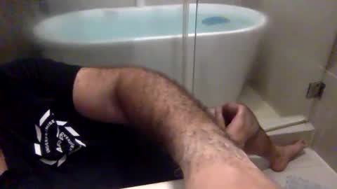 Snapshot of betoooox chatting on February 1, 2025, 1:34 am Virtual Gentleman online show from February 1, 2025, 1:34 am